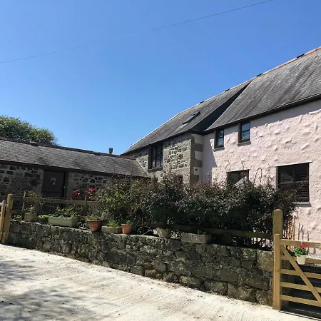 Farm Accommodation - The Lizard Peninsula, Cornwall Helston Exterior photo